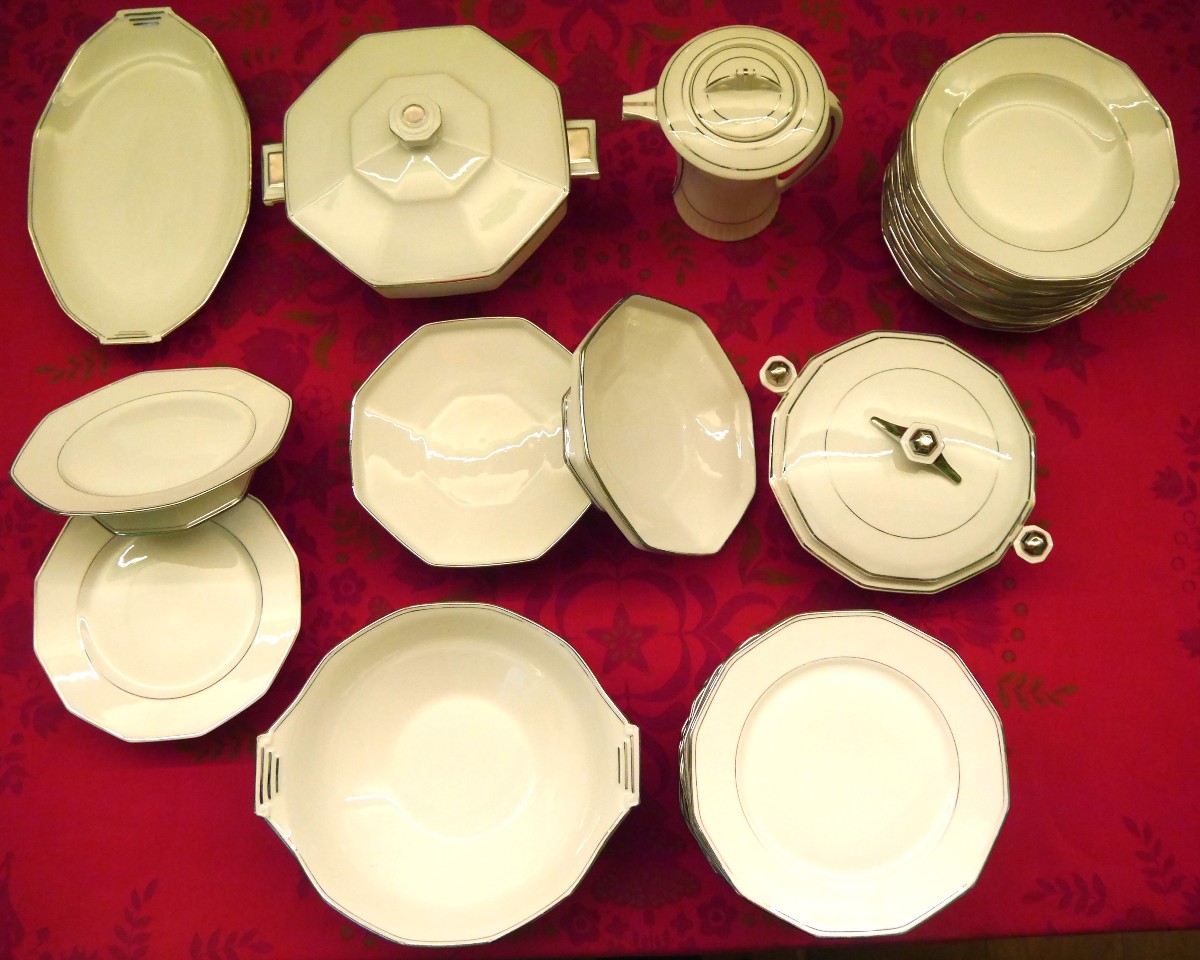 Part Of A Limoges Porcelain Dinner Service, Art Deco, 20th Century