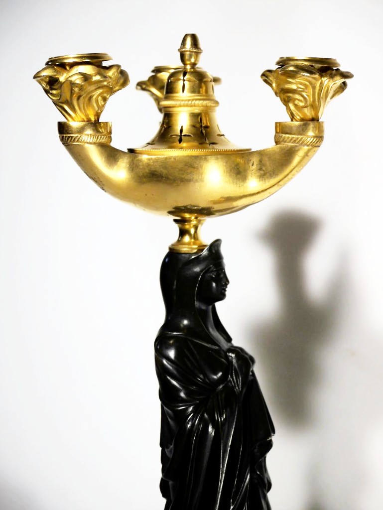 Paire De Candélabres Aux Vestales d'époque Empire, Début XIXe-photo-2