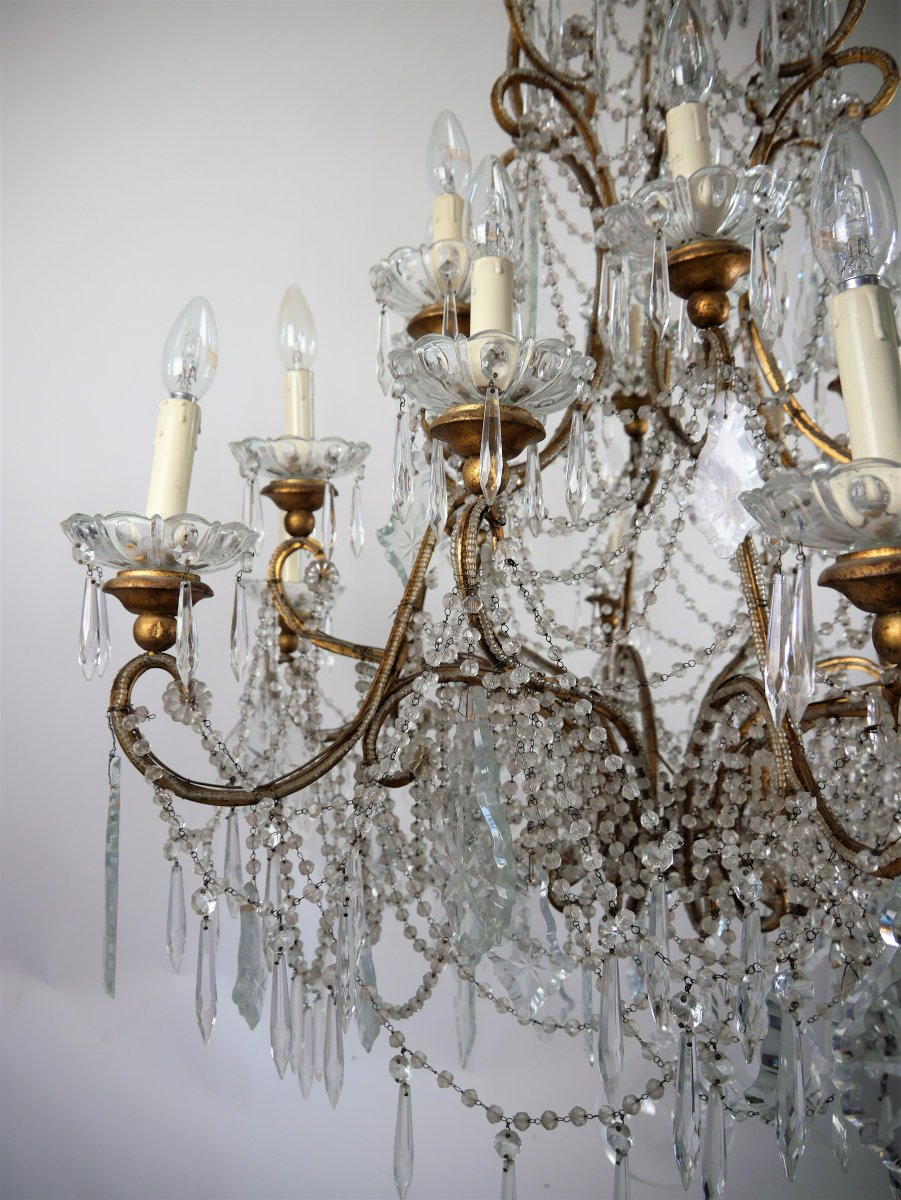 Chandelier-photo-1