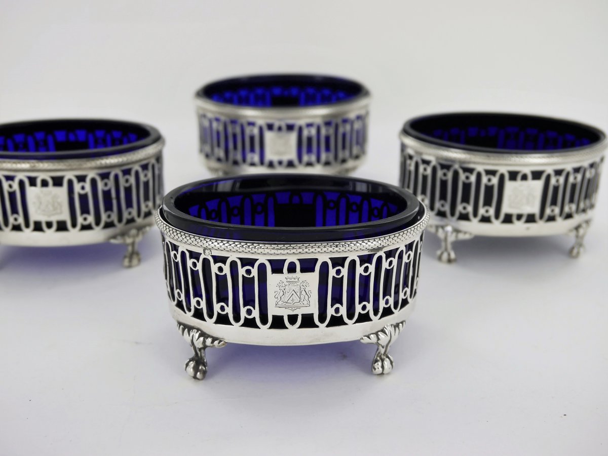 Suite Of 4 Louis XVI Salt Cellars In Sterling Silver, 18th Century
