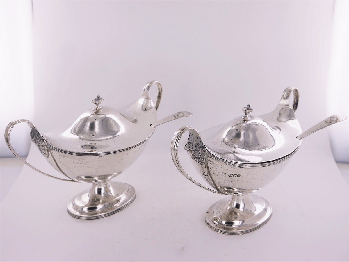 Pair Of Sauceboats And Their Spoons In English Silver, Edwardian Period-photo-4