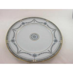 Set Of 18 Christofle Alliance "gris Marquise" Plates, 20th Century