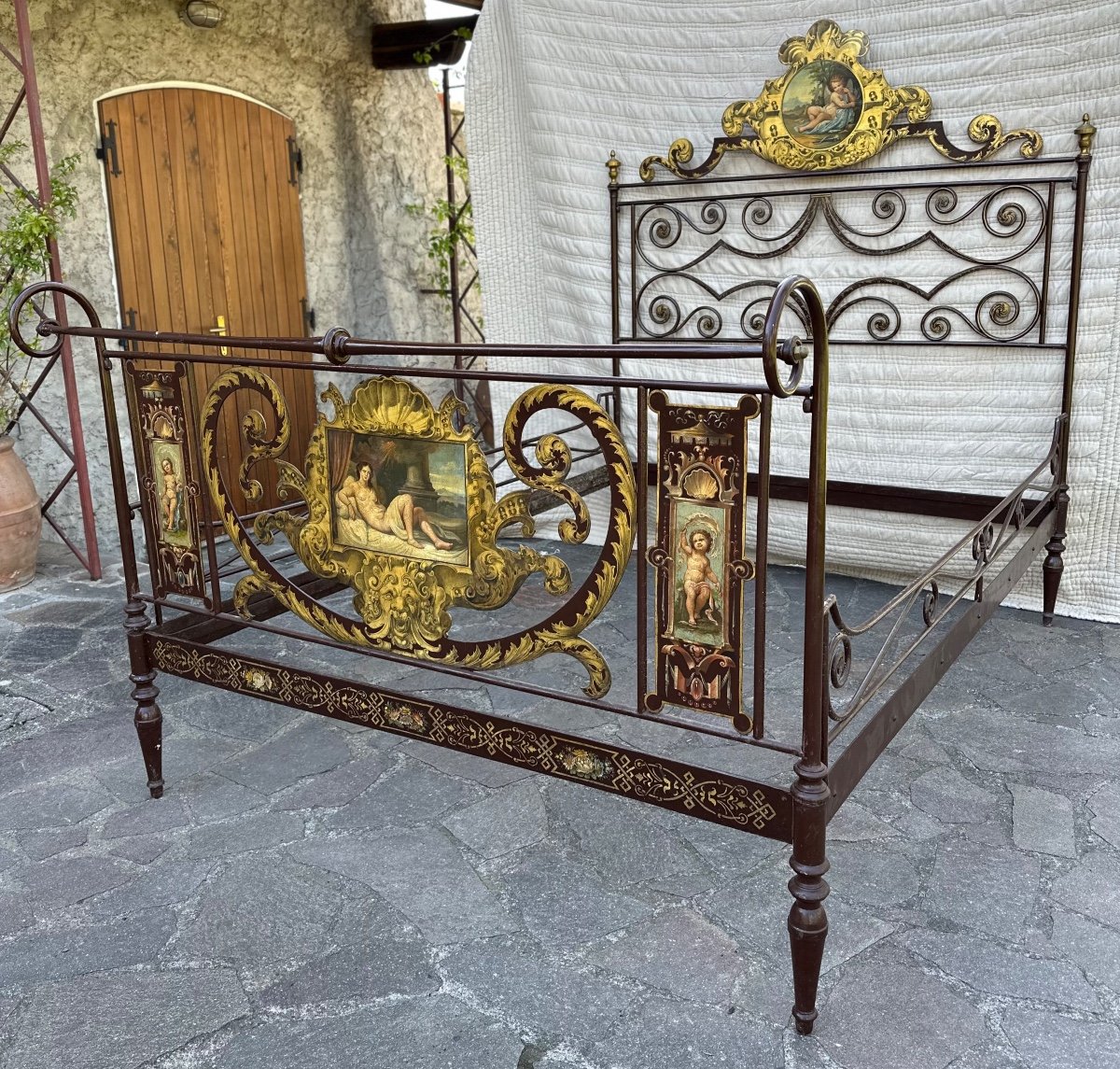 Siena Iron Double Bed From The End Of The 700s And The Beginning Of The 800s. Original