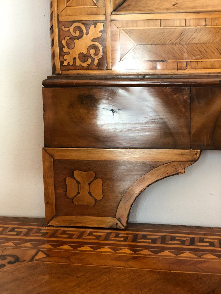 Biedermeier XIX Console In Walnut And Veneered Walnut Briar With Maple Inlays And Gold Leaf Decorations-photo-3