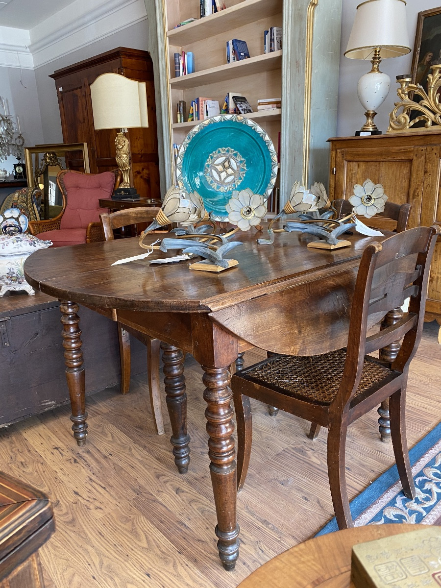 Table With Slats In Solid Walnut From The Early 19th Century
