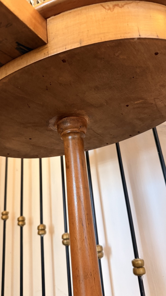 Biedermeier Table In Walnut And Cherry – Austria, C. 1830-photo-2