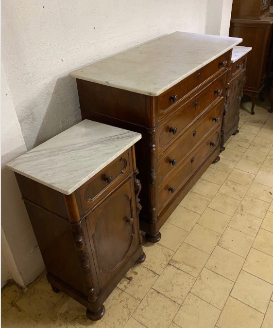 Chest Of Drawers And Pair Of Bedside Cabinets In Walnut With Marble Tops – Late 19th Century-photo-3