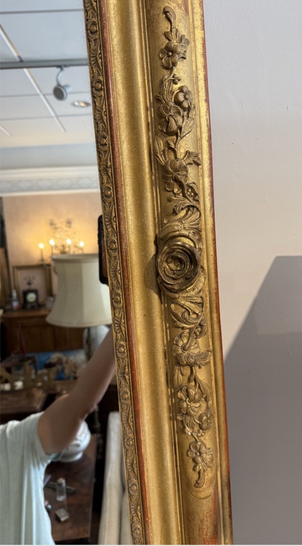 19th Century French Mirror, Crafted In Finely Carved Wood And gilded With Gold And Gold Leaf.-photo-3