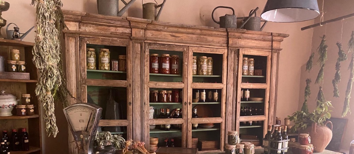 Antique Solid Wood Cabinet With Glass Doors – Late 19th / Early 20th Century-photo-3