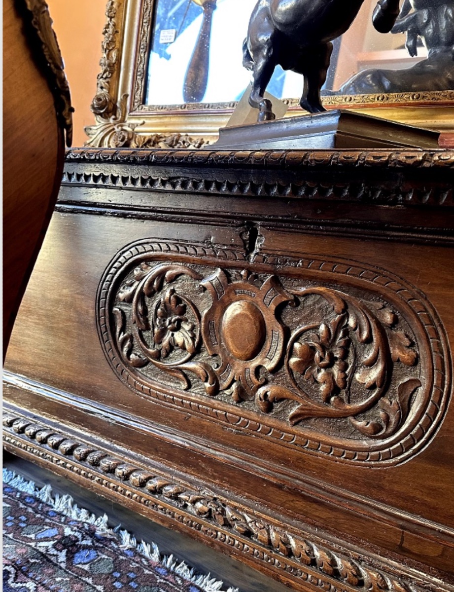 Tuscan Renaissance-style Walnut Cassapanca (bench Chest), Dating To The Late 19th Century.-photo-2