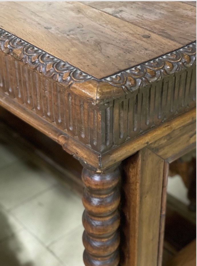 Tuscan Solid Wood Dining Table With Four Original Chairs, Dating From The First 20th Century.-photo-3