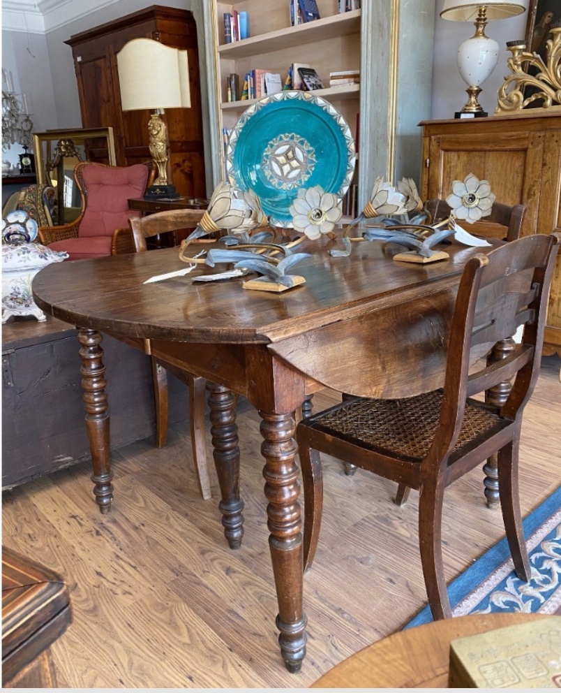 Solid Walnut Drop-leaf Table Dating From The Early 19th Century-photo-2