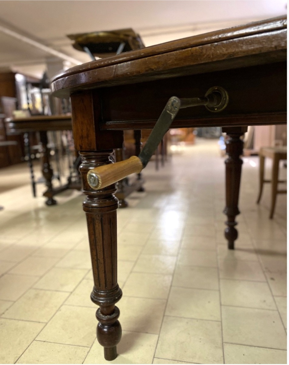 Table de salle à manger extensible en acajou anglais, fin du XIXe siècle (vers 1880-1900)-photo-2