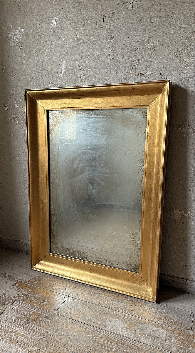 A 19th-century Wooden Frame Gilded With Gold Leaf