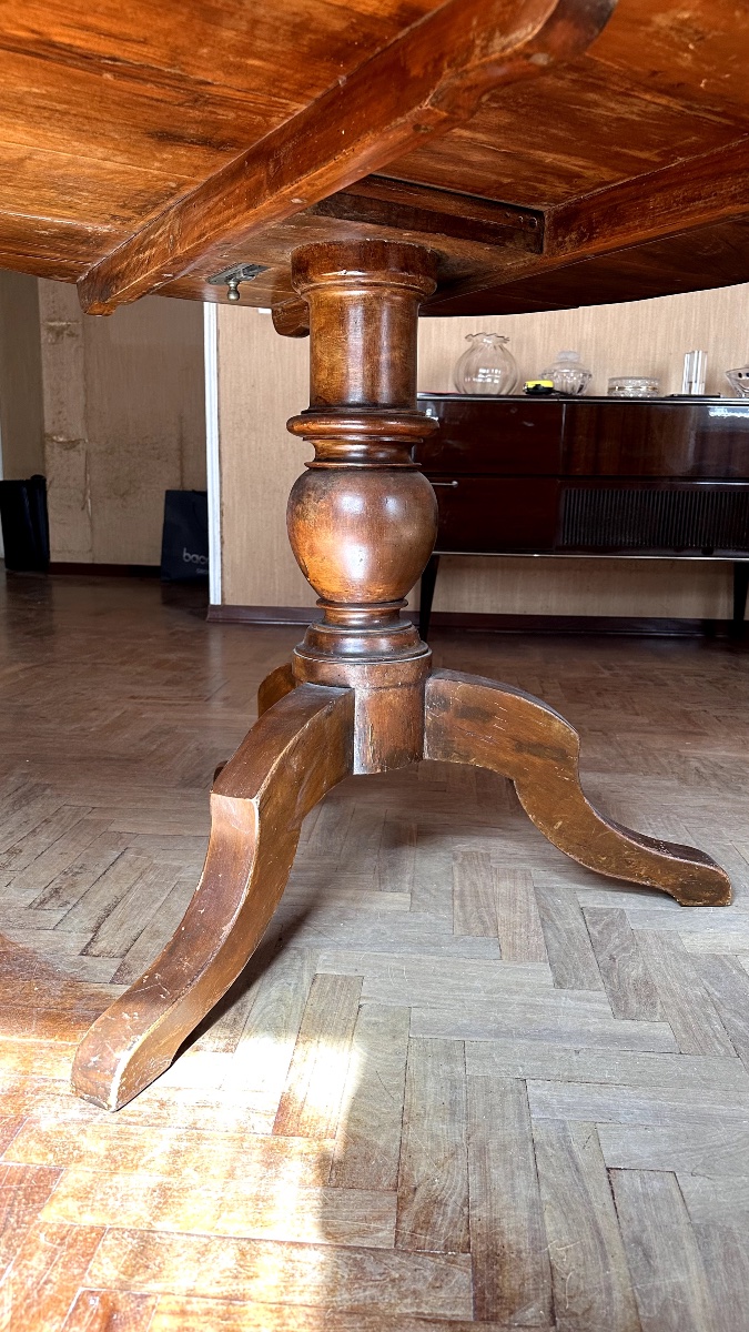 Walnut Folding Table – Late 19th Century-photo-3