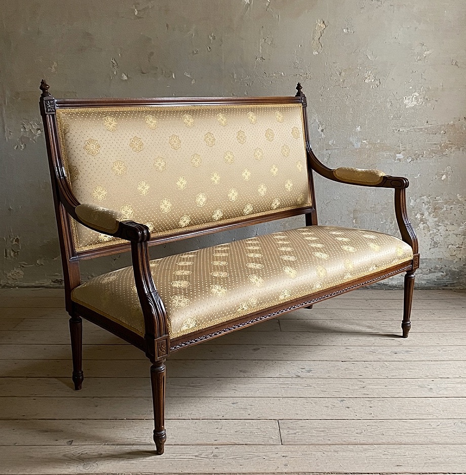 Late 19th-century Tuscan Sofa