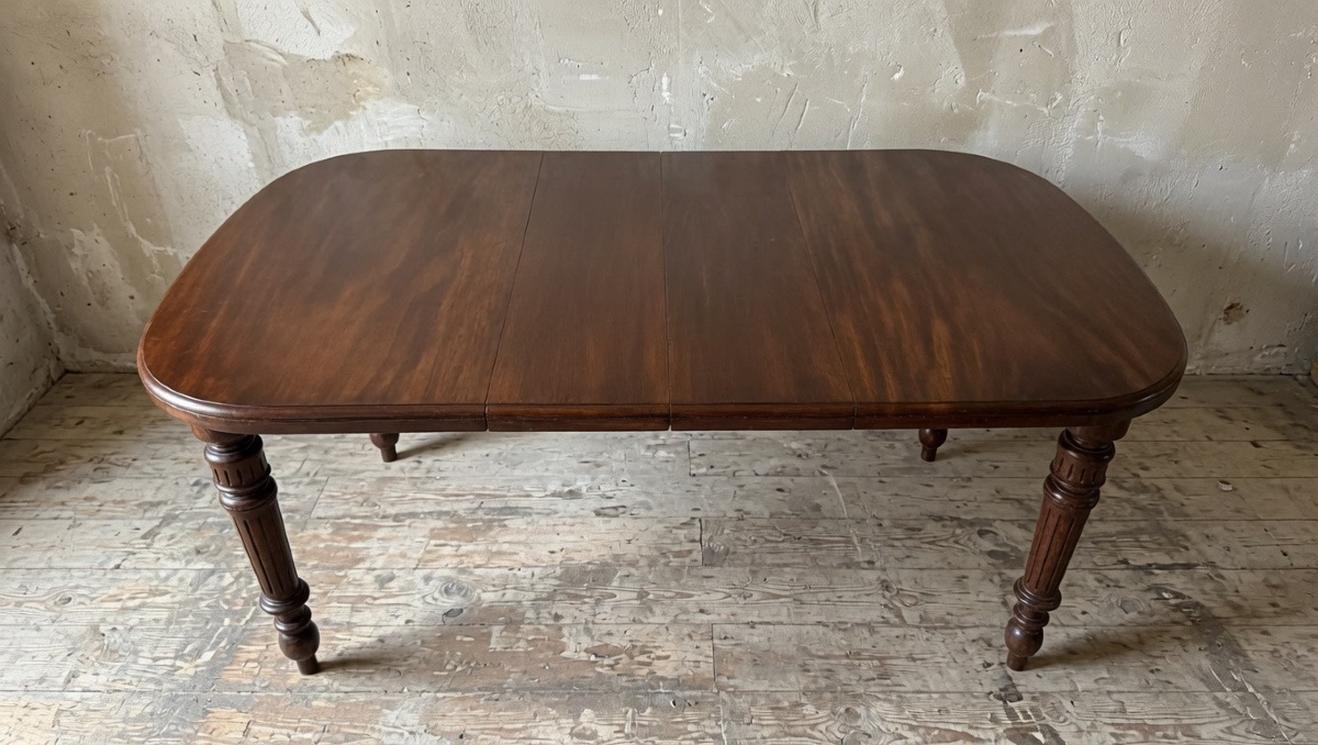 Extendable Dining Table In English Mahogany, Late 19th Century (circa 1880–1900)-photo-4