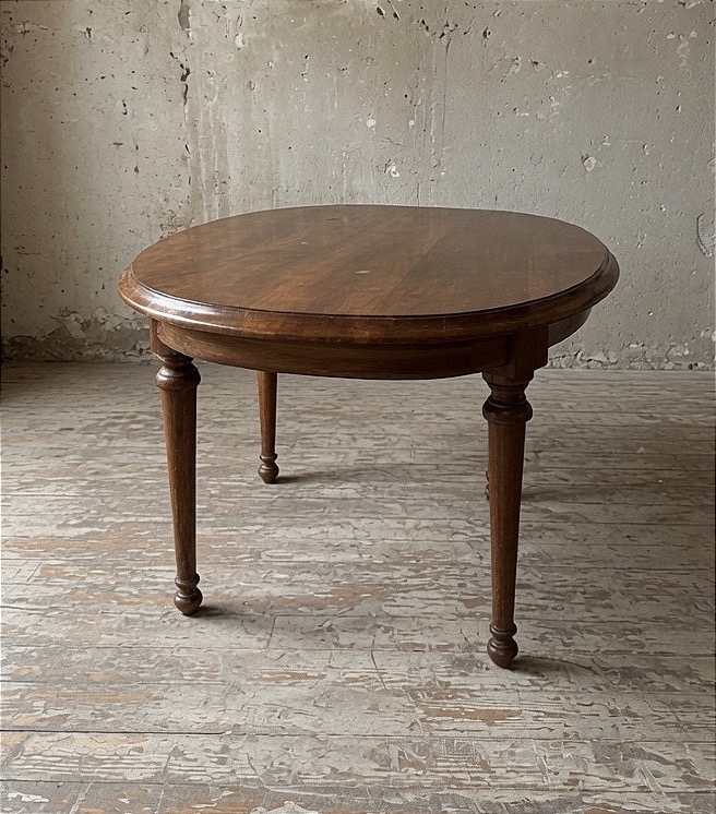 Oval Walnut Table, Early 20th Century