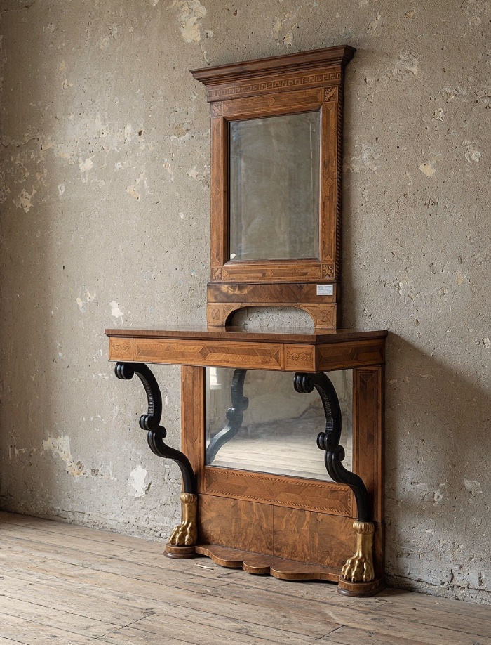 Console Biedermeier du XIXᵉ siècle