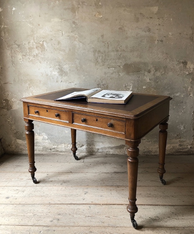 Bureau français de la fin du XIXᵉ siècle