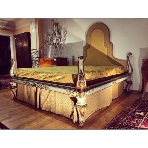 Bed Lacquered With Gold Decorations, Late 18th Century Padded Upholstered Headboard, Original F