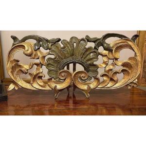 Frieze Entirely Carved In Wood. Original Late 18th Century Gold Leaf And Lacquer