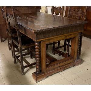 Tuscan Table And Chairs In Solid Wood From The End Of The 19th Century
