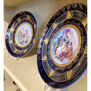 Pair Of Austrian Plates, In Porcelain, Decorated With Gold Pigments From The Late 19th 