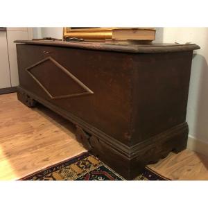 Tuscan Chest In Late 19th Century Chestnut.