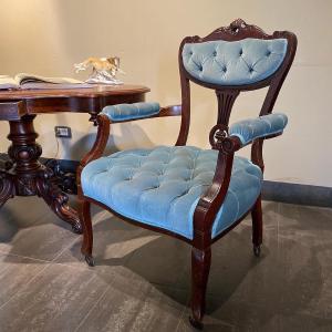 Fauteuil Anglais En Bois d'Acajou De La Fin Du 19ème Siècle.
