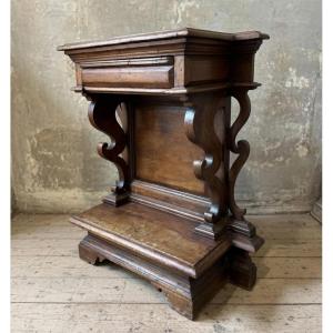 Prie-Dieu ancien en noyer massif – Époque XVIIᵉ/XVIIIᵉ siècle