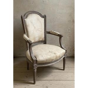 Fauteuil Louis XVI du XVIIIe siècle 