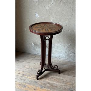 Thonet Coffee Table With A Round Top, Made In Austria In The Early 20th Century.