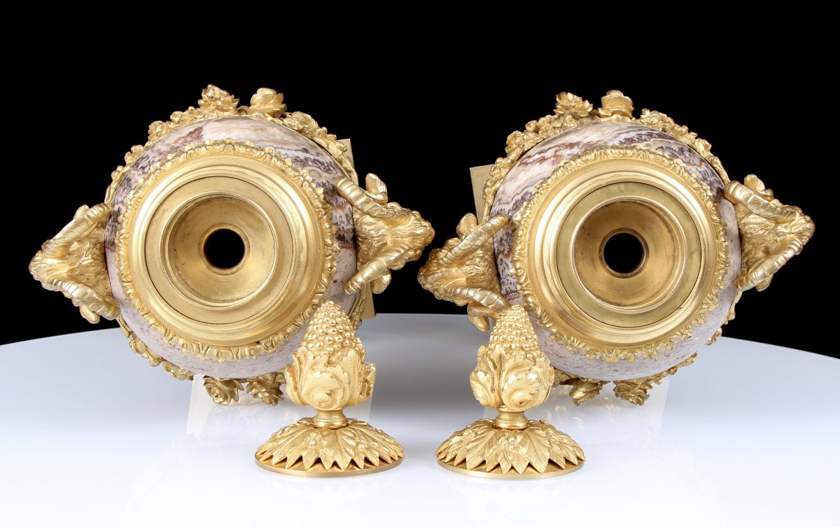 Pair 19th Century Gilt Bronze Mounted Alabastro Fiorito Lidded Vases-photo-4