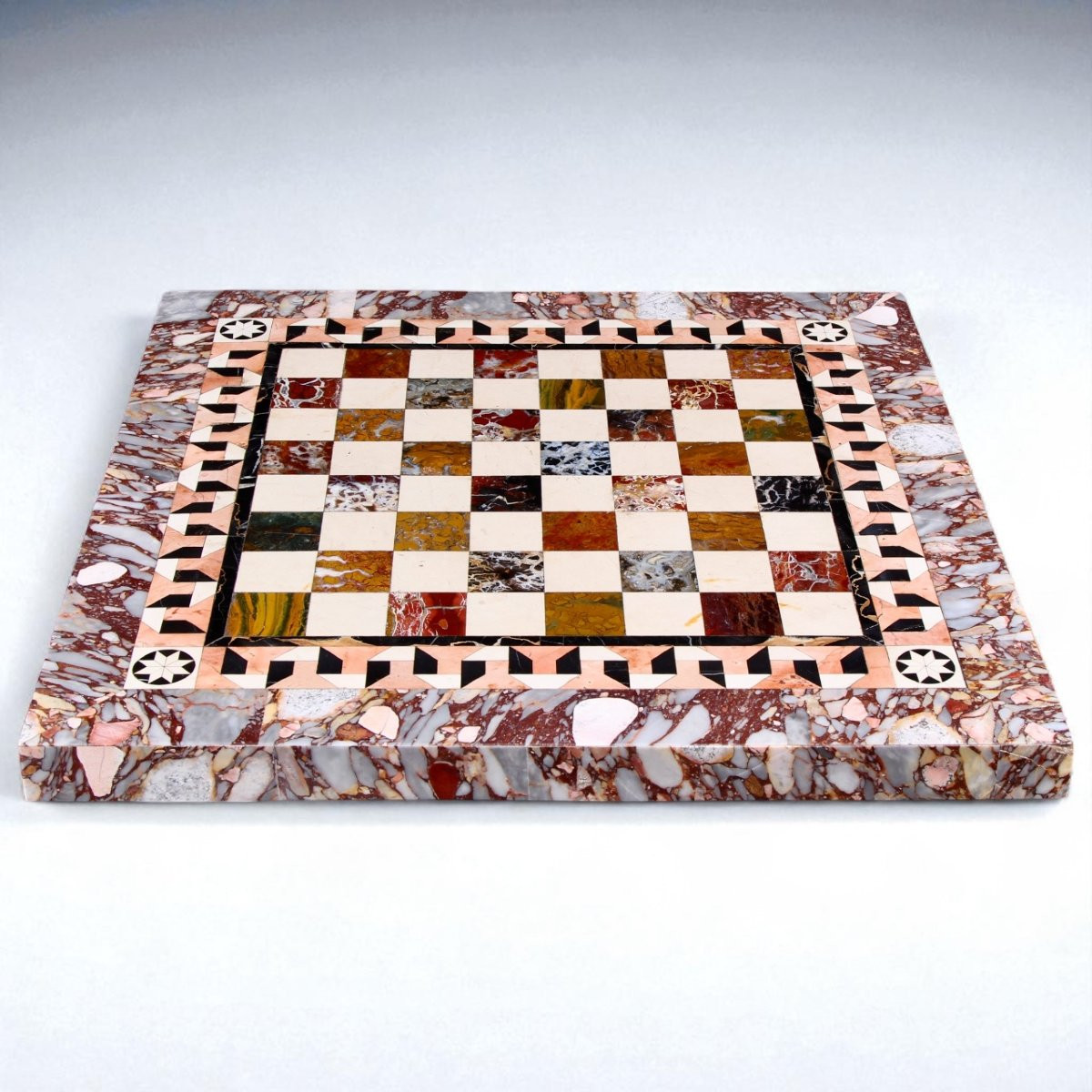 Plateau de jeux en jaspe sicilien et pierre dure du XIXe siècle-photo-4