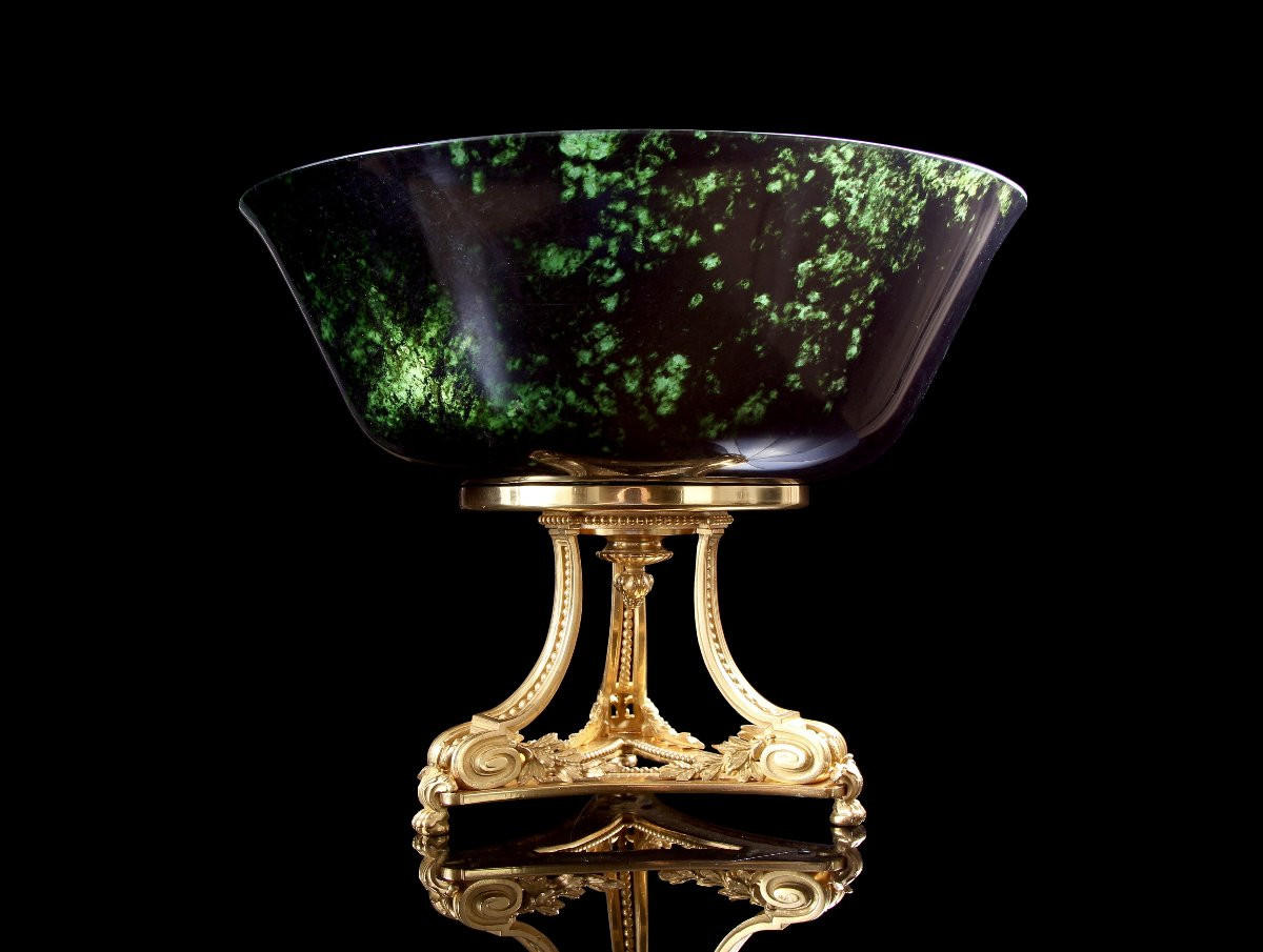 Grand bol en jade vert épinard d'époque Qing sur support en bronze doré par Henri Picard-photo-2
