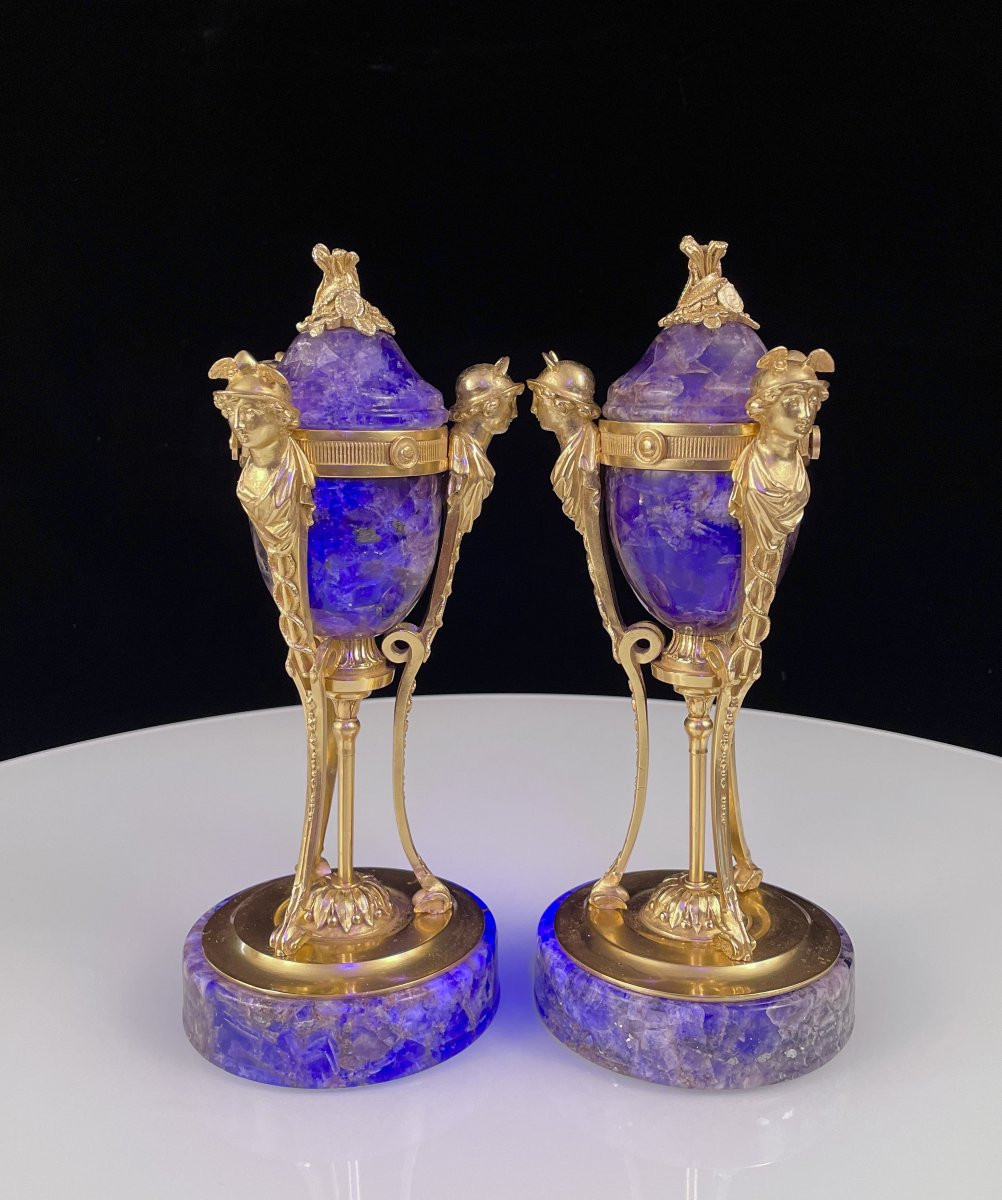 Pair Late 18th Century Gilt Bronze Mounted Weardale Fluorite Crystal Lidded Urns-photo-2