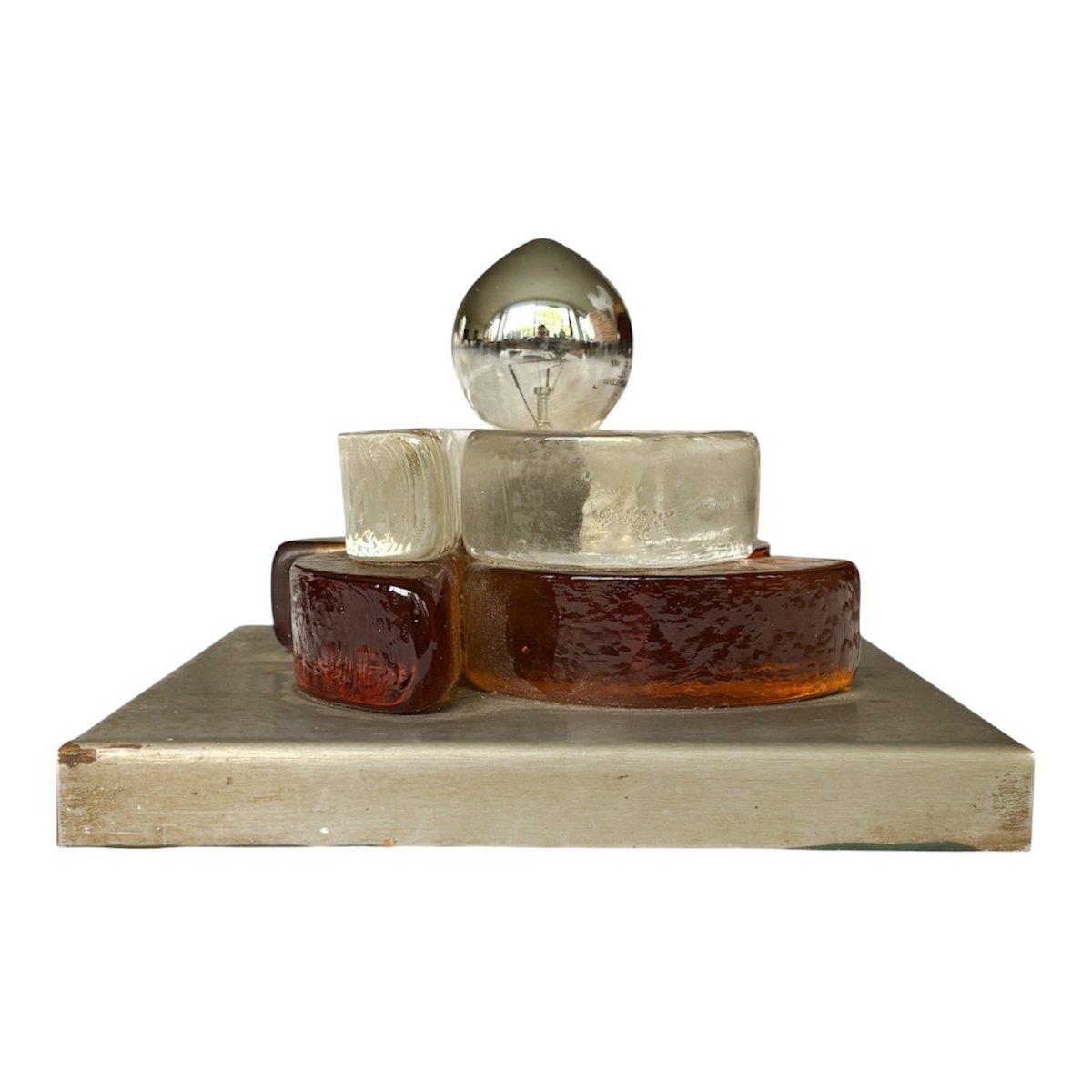 Paire d’appliques sculpturales en verre moulé et métal -photo-4