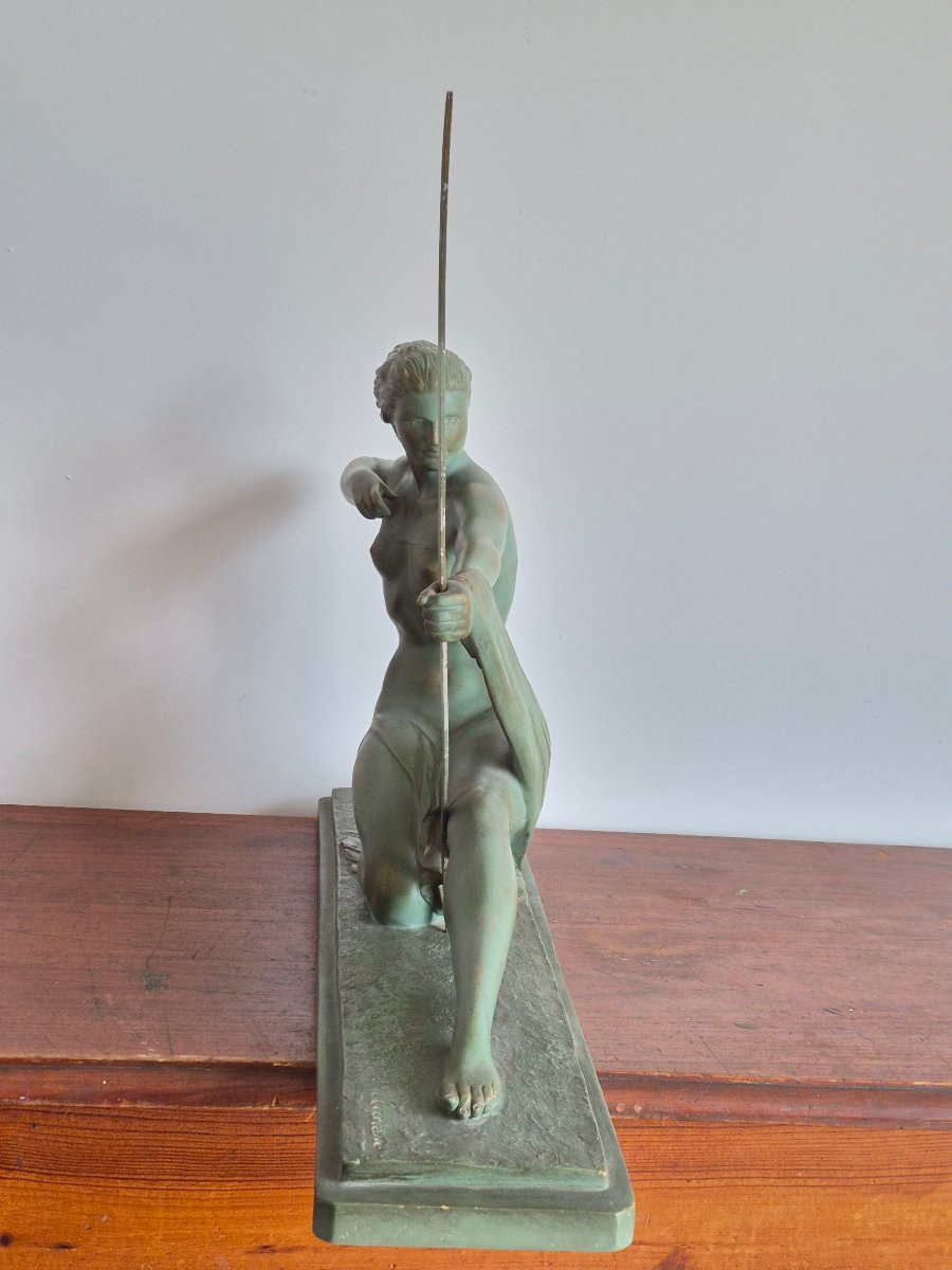 Sculpture Art Déco en terre cuite de la déesse Diane par U. Cipriani-photo-4