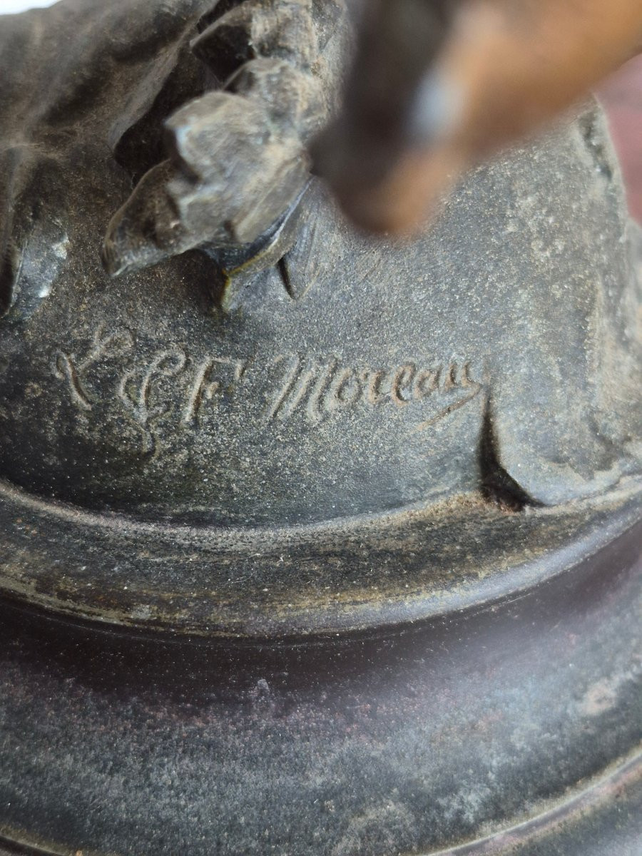 Sculpture en régule de L.&F. Moreau " Livre d’or de la victoire "-photo-4