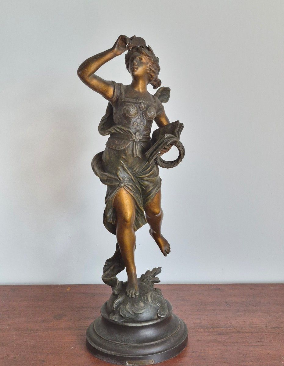 Sculpture en régule de L.&F. Moreau " Livre d’or de la victoire "