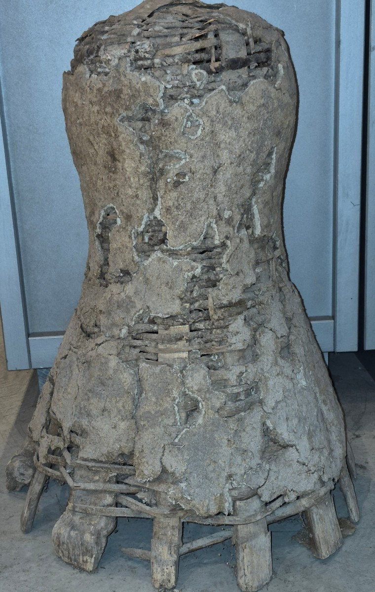 Ruche ancienne traditionnelle