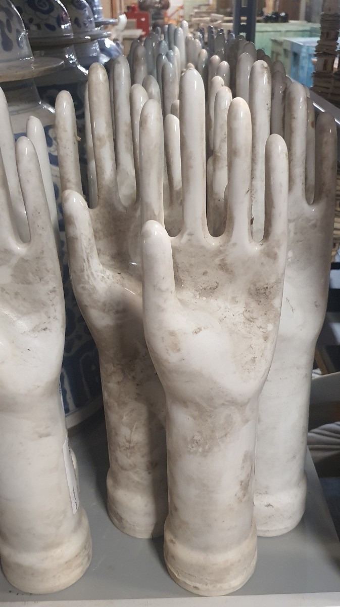 Mains Porcelaine "1950"  