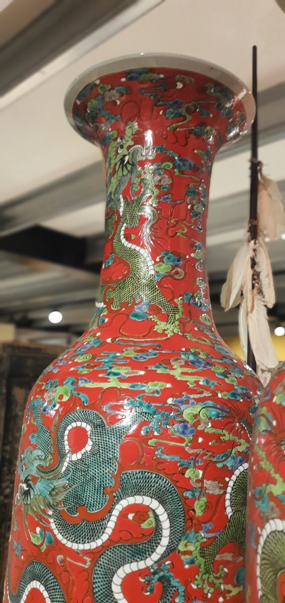 Pairs Of Polychrome Chinese Vases With Red/green Decoration-photo-3
