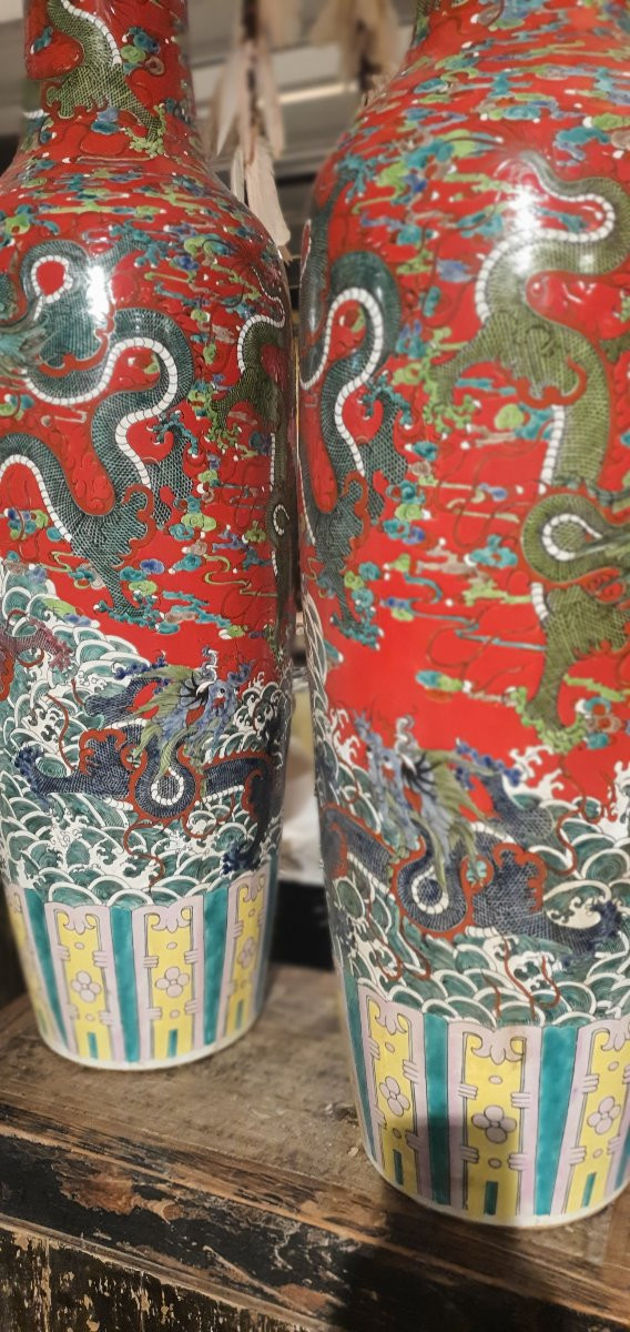 Pairs Of Polychrome Chinese Vases With Red/green Decoration-photo-4