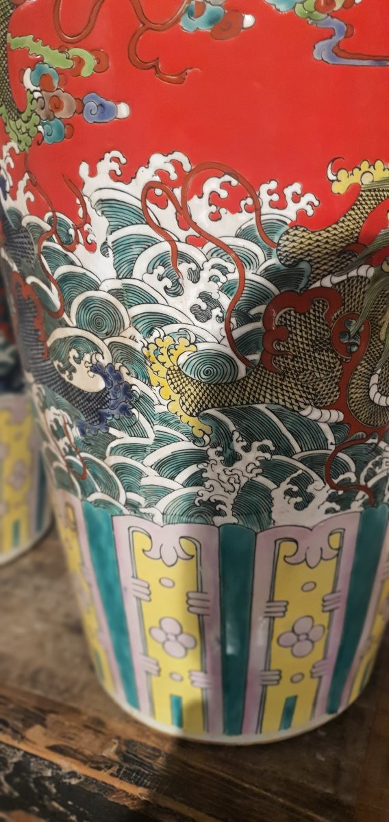 Pairs Of Polychrome Chinese Vases With Red/green Decoration-photo-2