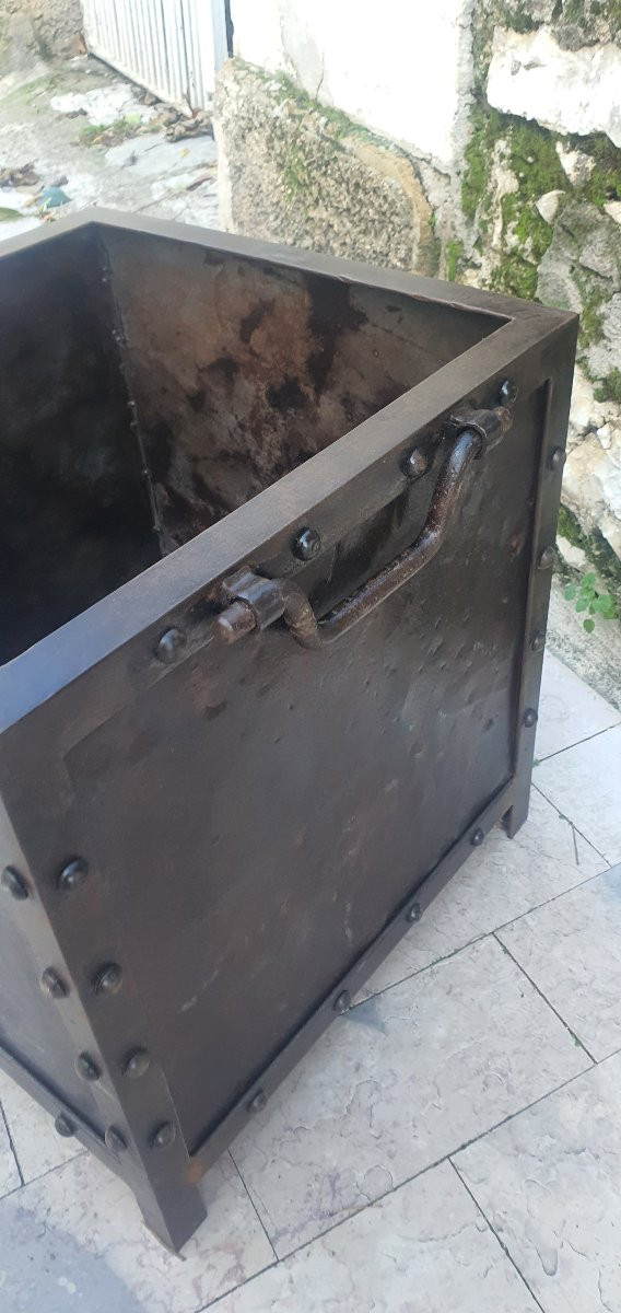 14 Jardinieres Dite "Hermes" en fonte -photo-4