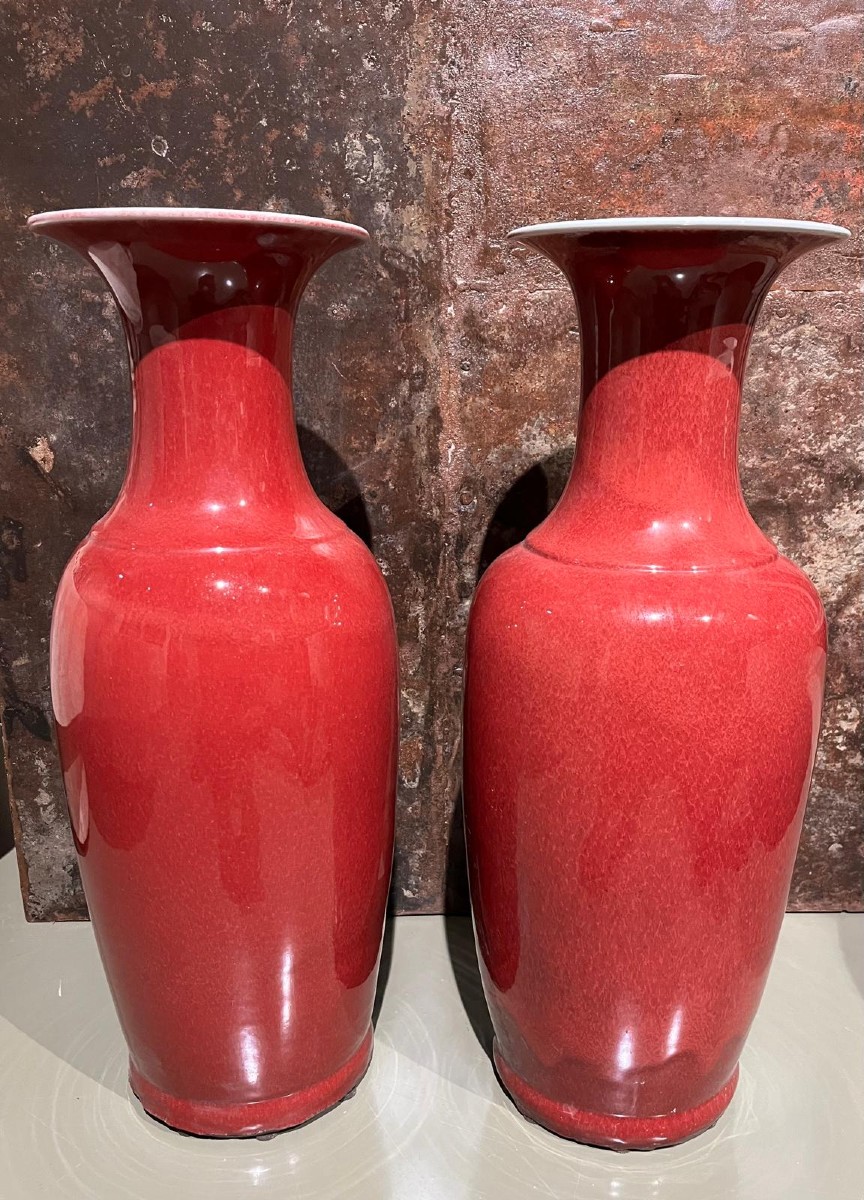 Pairs Of Red Chinese Vases 