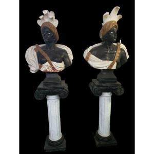 Paires Statue Maure En Marbre Socle