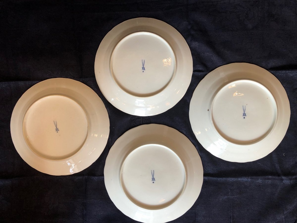 Série de 4 Assiettes en Porcelaine de Meissen.18 ème Siècle.-photo-7